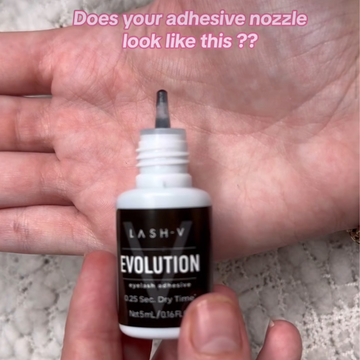 How to maintain and store your lash adhesive